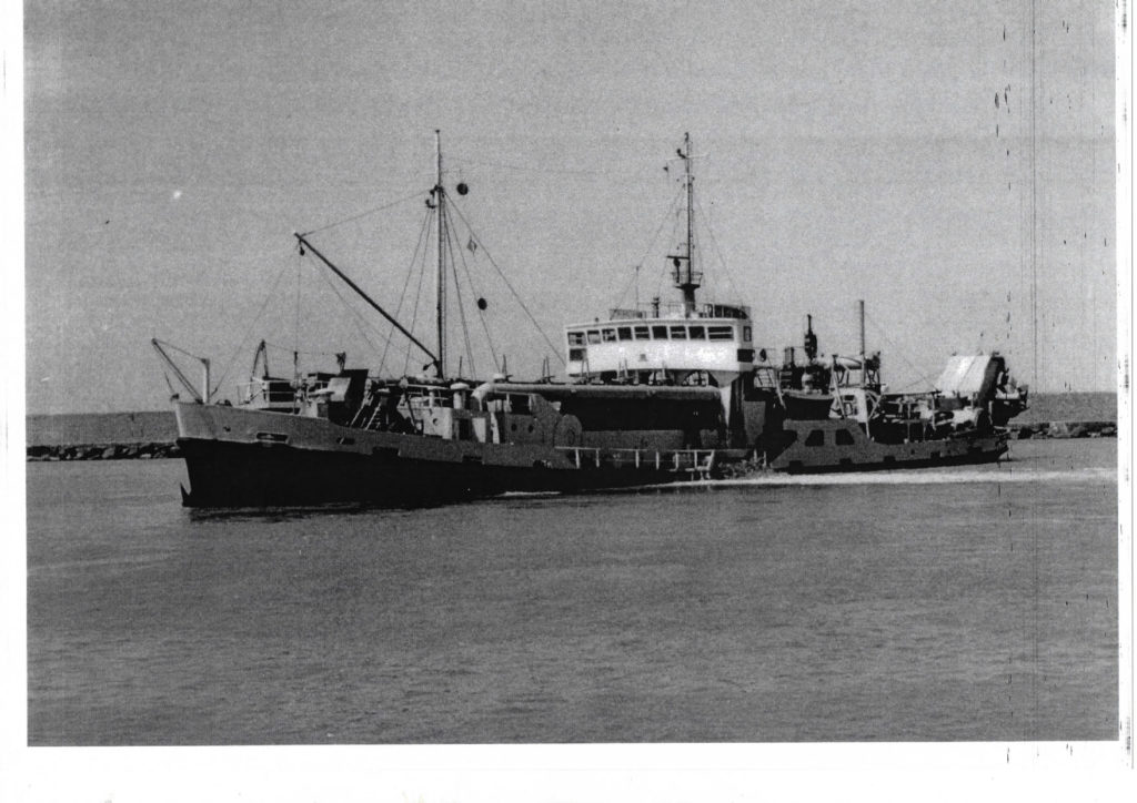 moto-dredger-palombina-porto-empedocle-1964